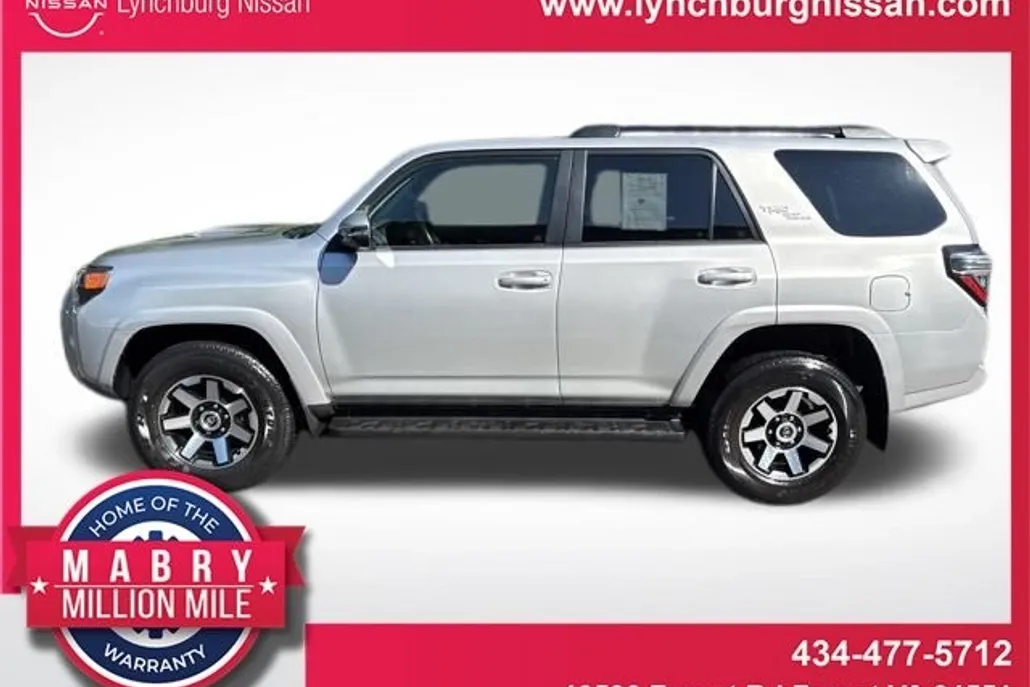 2023 Toyota 4Runner TRD Off-Road Premium photo 1