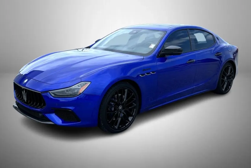 2022 Maserati Ghibli Modena Q4 photo 1