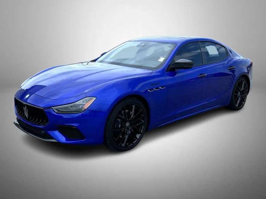 2022 Maserati Ghibli Modena Q4 photo 1