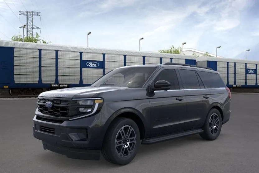 2025 Ford Expedition photo 1
