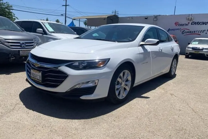 2022 Chevrolet Malibu 1LT photo 1