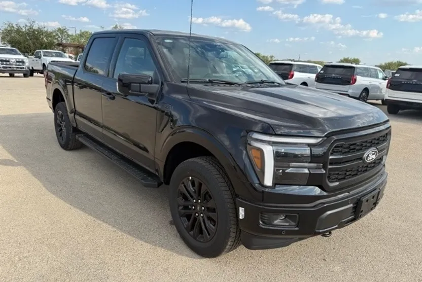 2025 Ford F-150 Lariat photo 1