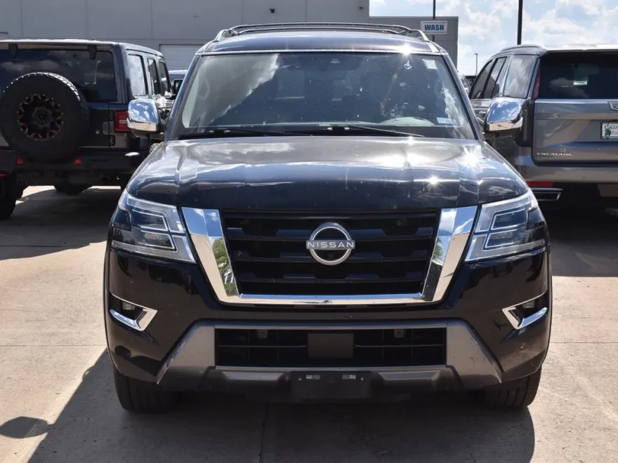 2023 Nissan Armada Platinum photo 1