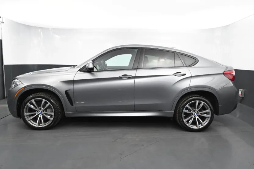 2017 Bmw X6 xDrive50i photo 1