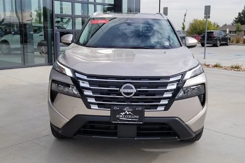 2026 Nissan Rogue SV photo 1