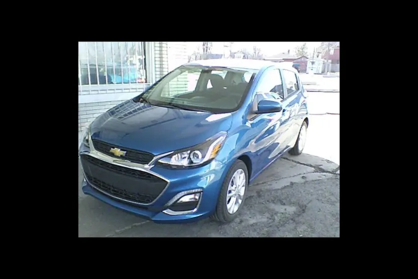 2020 Chevrolet Spark 1LT photo 1