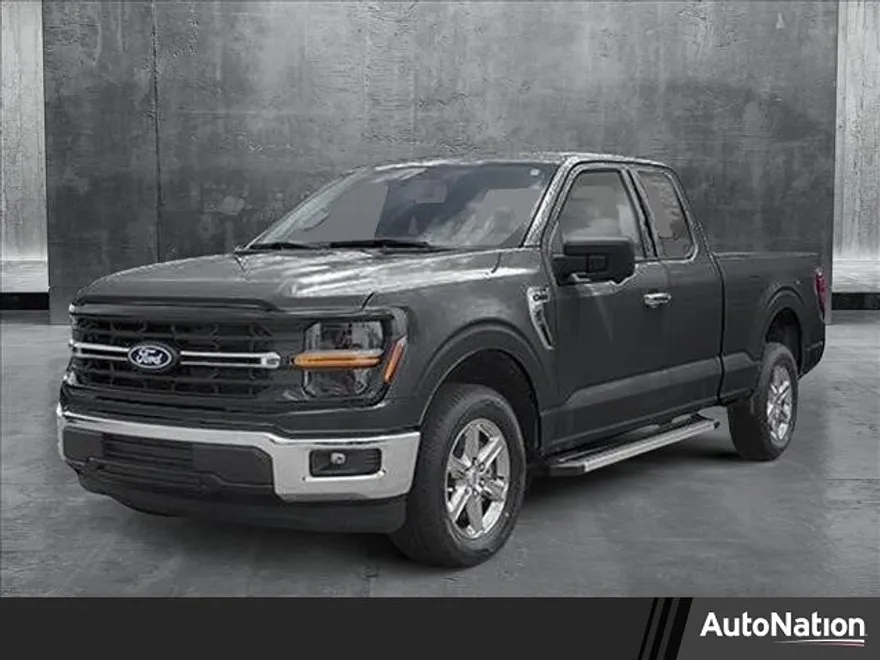 2025 Ford F-150 XLT photo 1