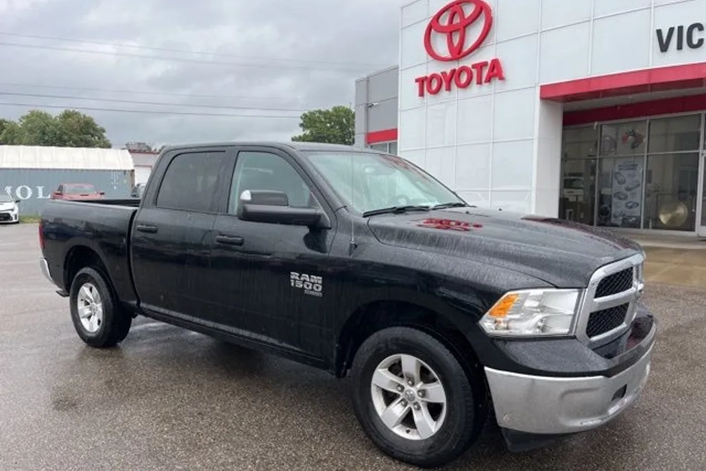 2023 Ram 1500 Classic SLT photo 1