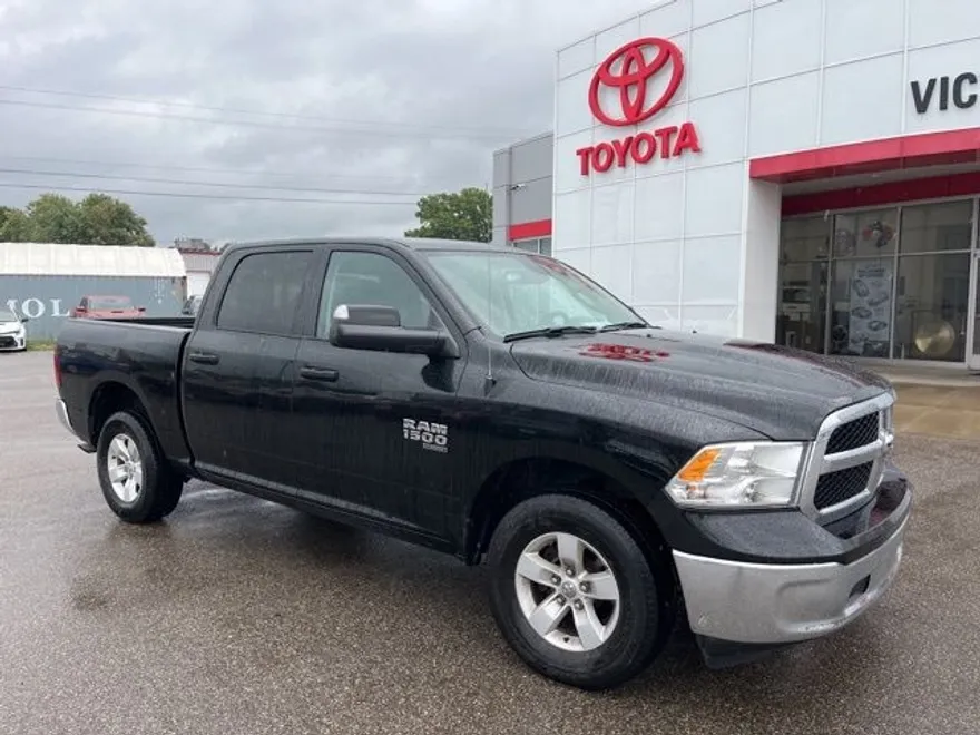 2023 Ram 1500 Classic SLT photo 1