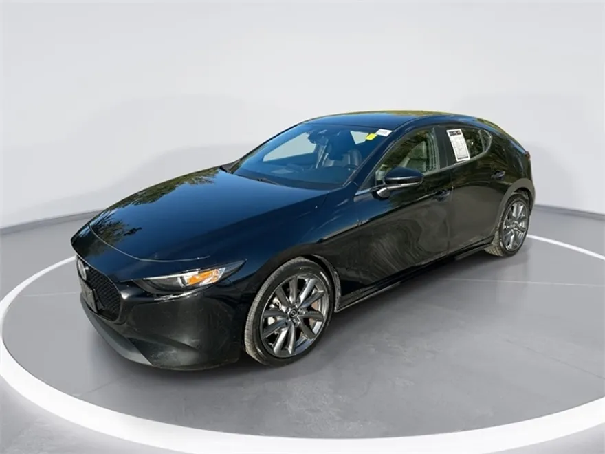 2021 Mazda Mazda3 Select Hatchback photo 1