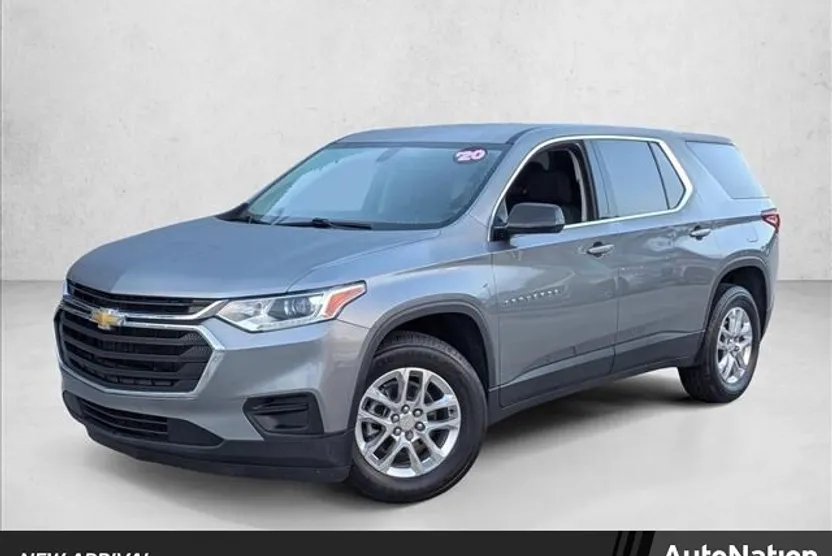 2020 Chevrolet Traverse LS photo 1