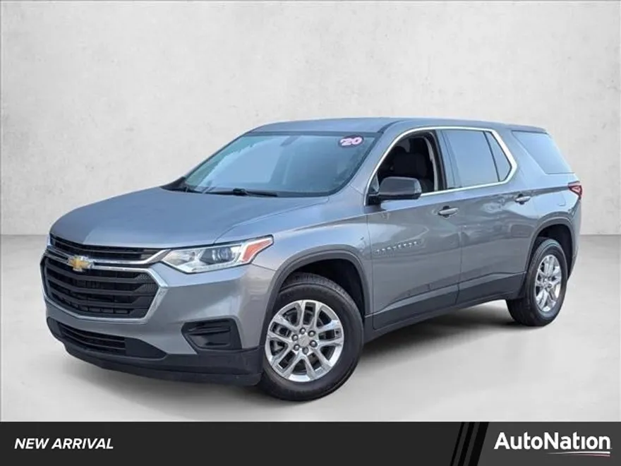 2020 Chevrolet Traverse LS photo 1