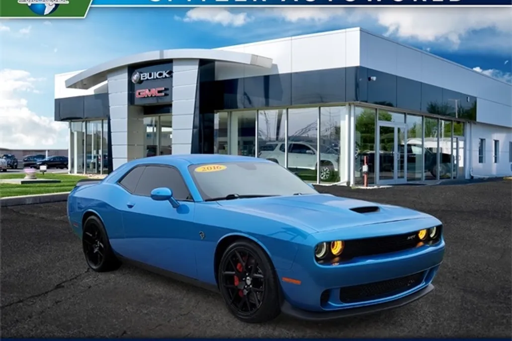 2016 Dodge Challenger SRT8 Hellcat photo 1