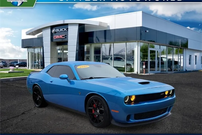 2016 Dodge Challenger SRT8 Hellcat photo 1