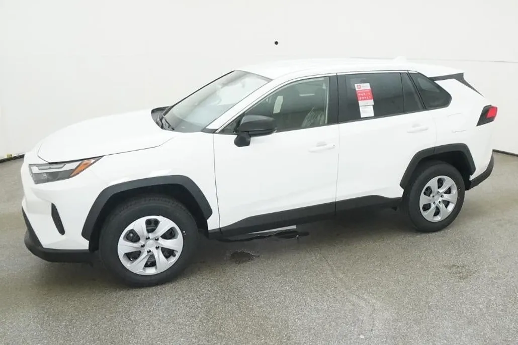 2025 Toyota RAV4 LE photo 1