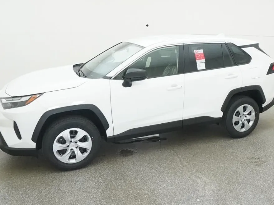 2025 Toyota RAV4 LE photo 1
