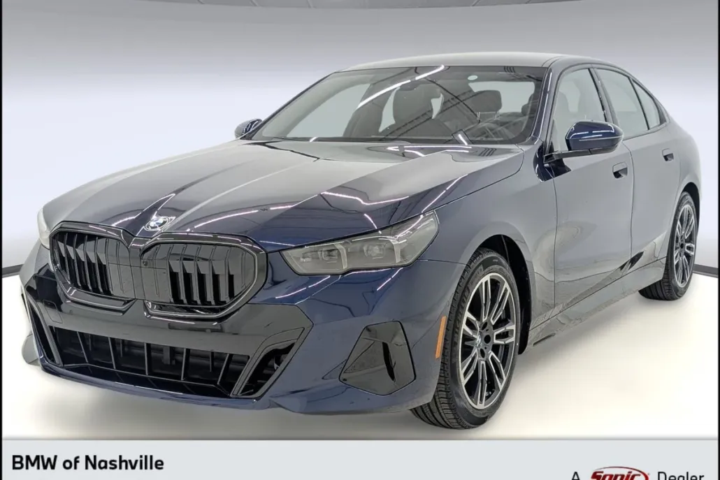2026 Bmw 530i Sedan photo 1