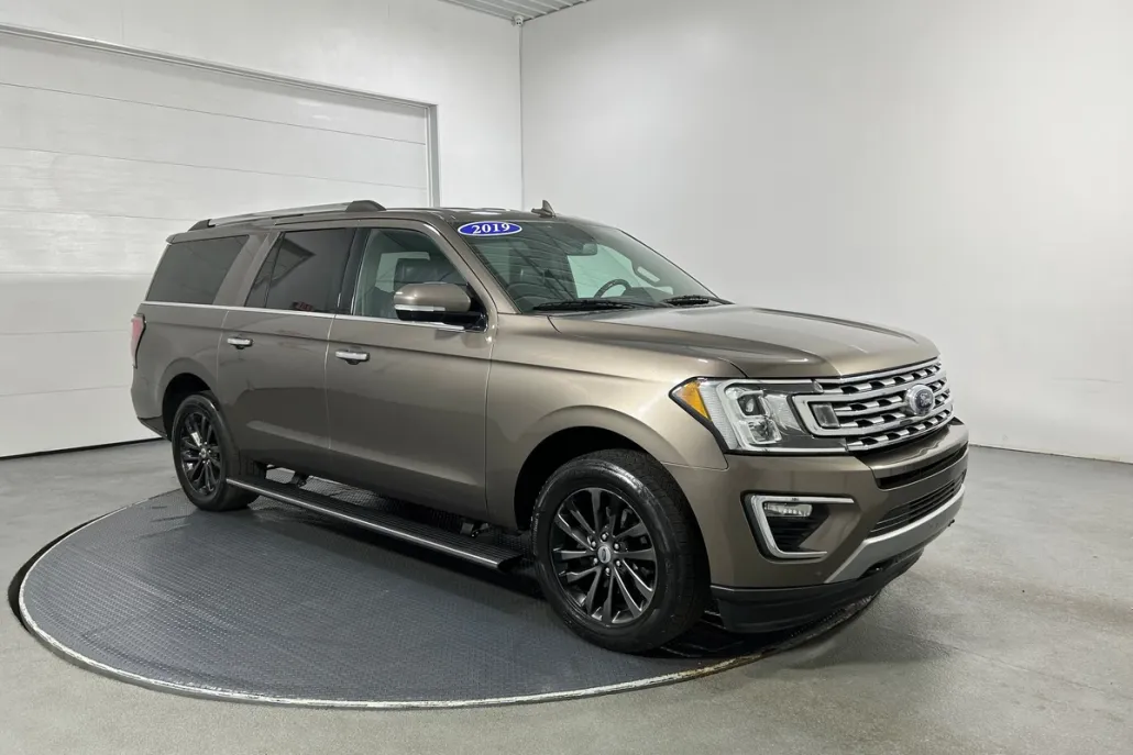 2019 Ford Expedition MAX Limited photo 1