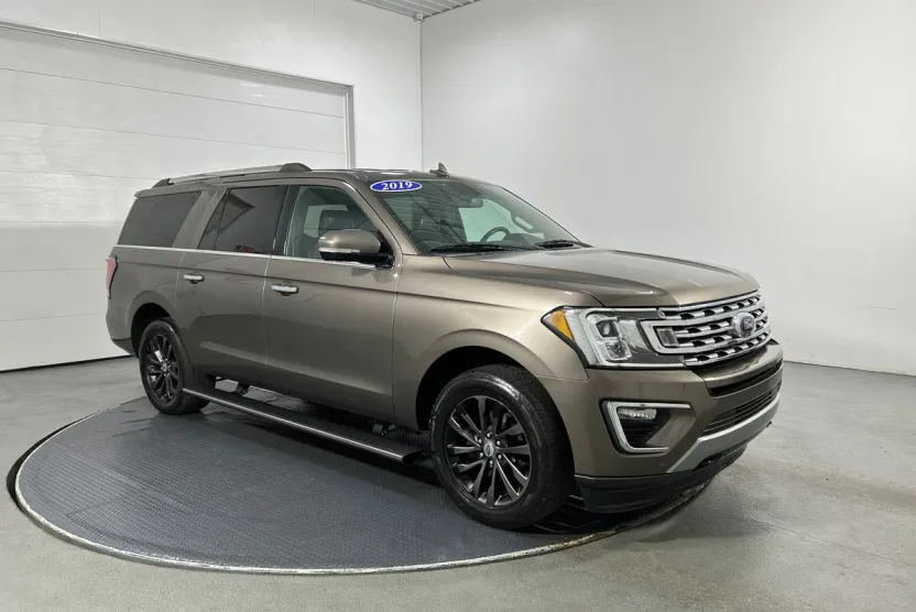 2019 Ford Expedition MAX Limited photo 1