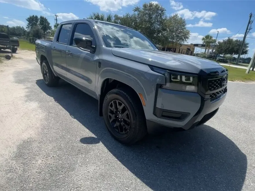 2026 Nissan Frontier SV photo 1