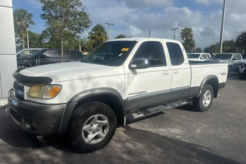 2003 Toyota Tundra SR5 photo 1