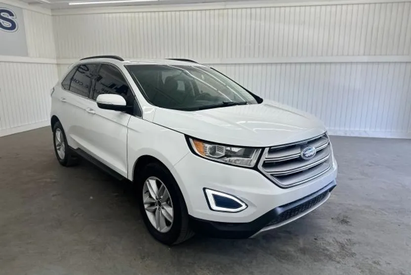 2017 Ford Edge SEL Sport photo 1