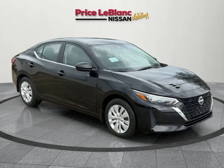 2025 Nissan Sentra S photo 1