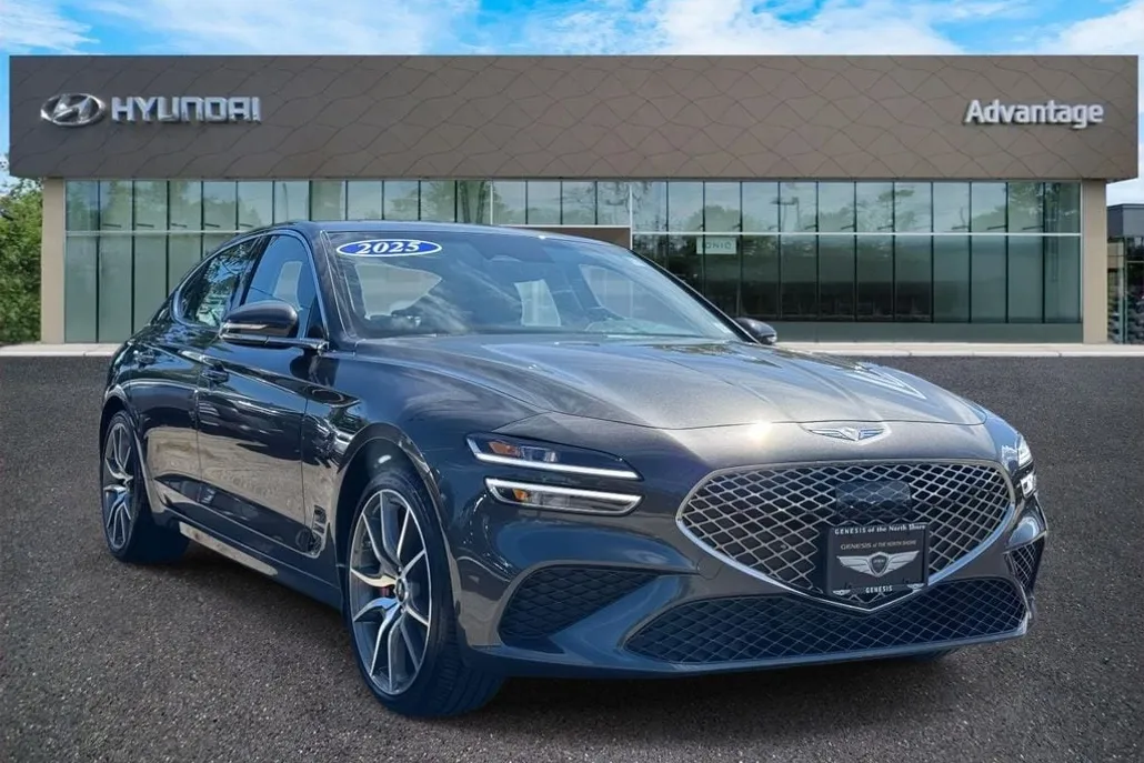 2025 Genesis G70 2.5T photo 1