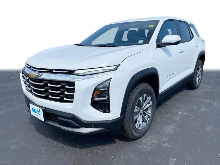 2026 Chevrolet Equinox LT photo 1