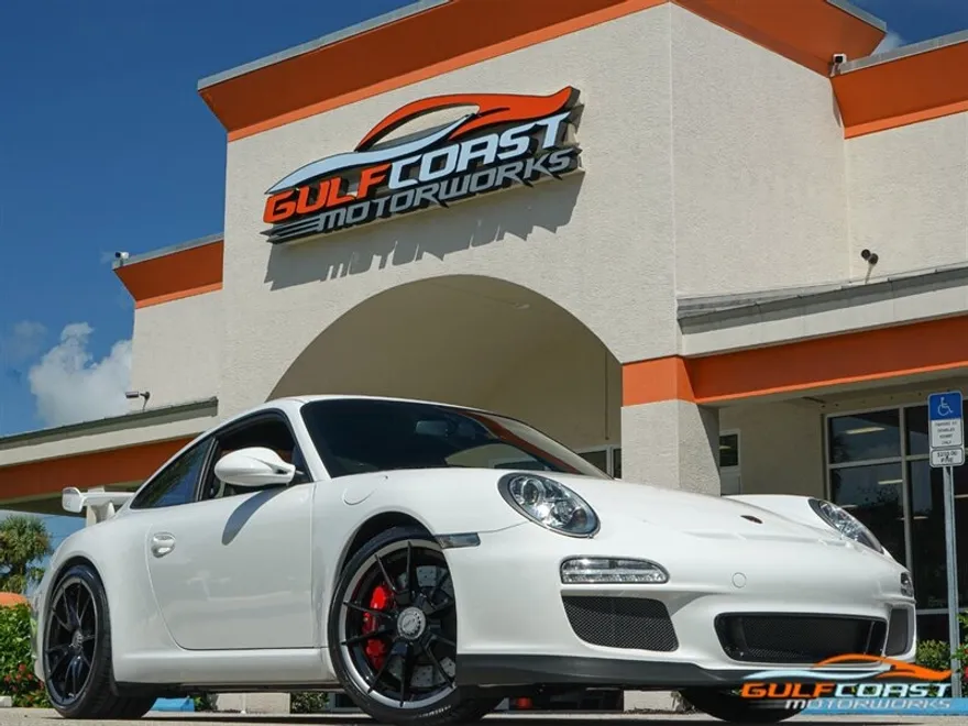 2010 Porsche 911 GT3 photo 1