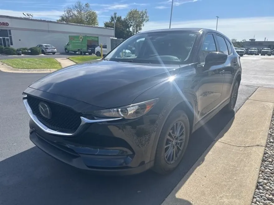 2019 Mazda CX-5 Touring photo 1