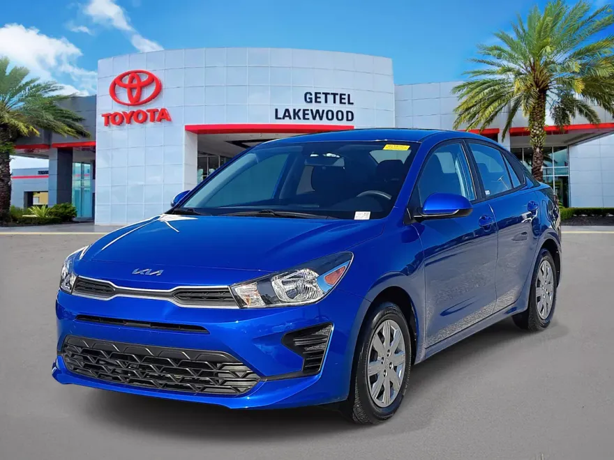 2023 Kia Rio S photo 1
