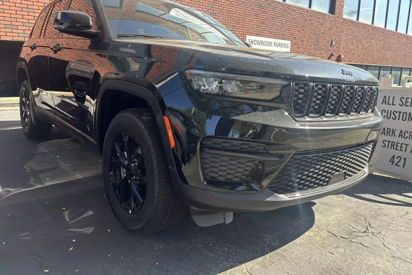 2025 Jeep Grand Cherokee Altitude X photo 1