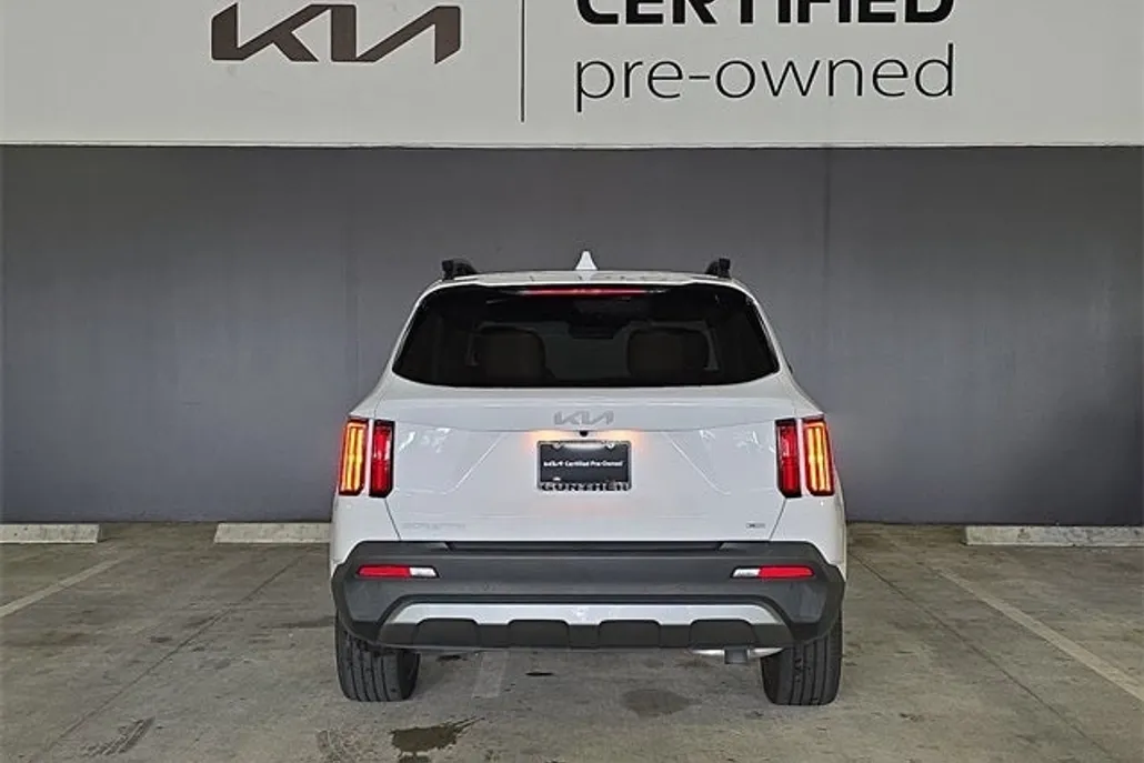 2023 Kia Sorento X-Line SX Prestige photo 1