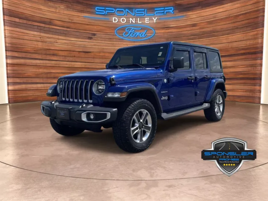 2020 Jeep Wrangler Unlimited Sahara photo 1