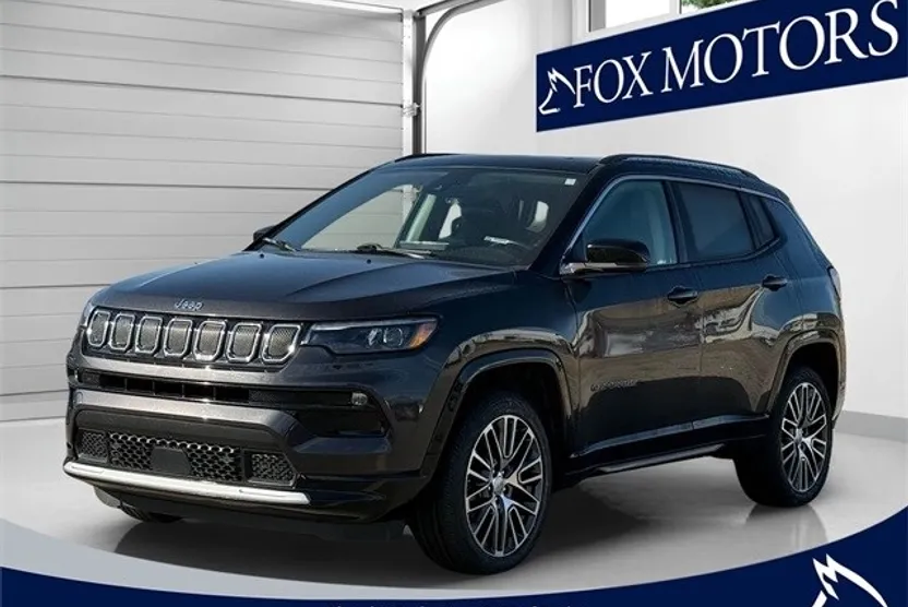 2022 Jeep Compass Limited photo 1