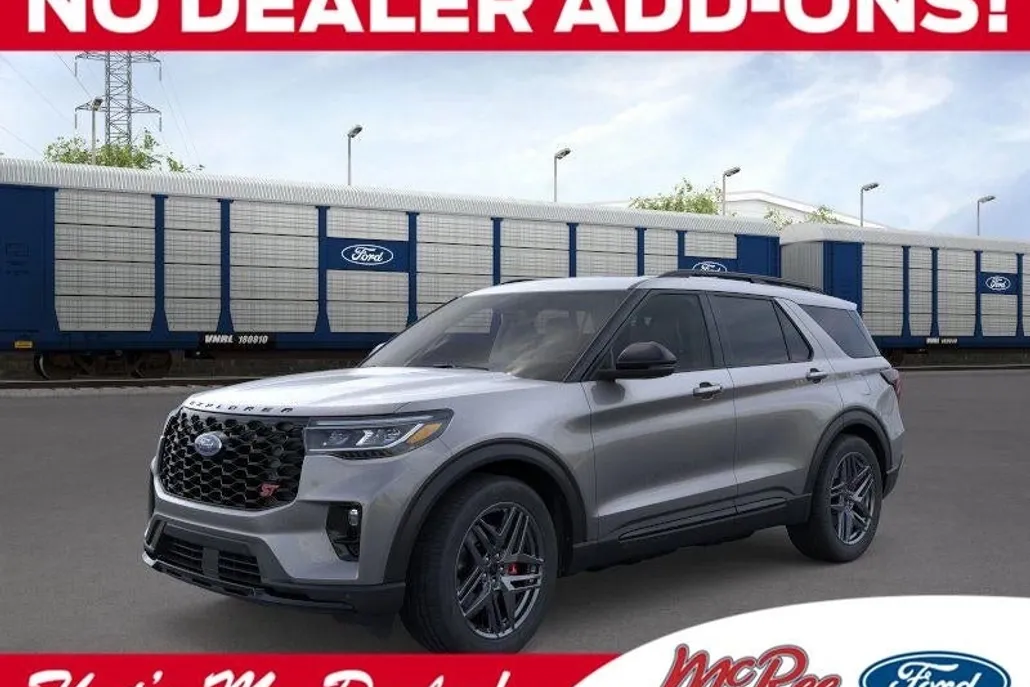 2025 Ford Explorer ST photo 1