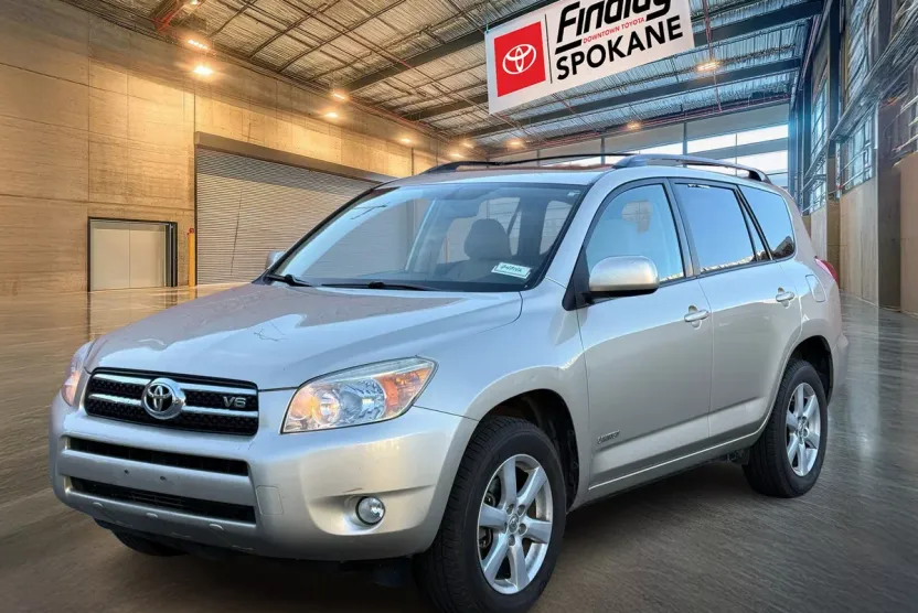 2007 Toyota RAV4 photo 1