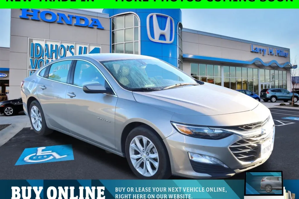2022 Chevrolet Malibu 1LT photo 1