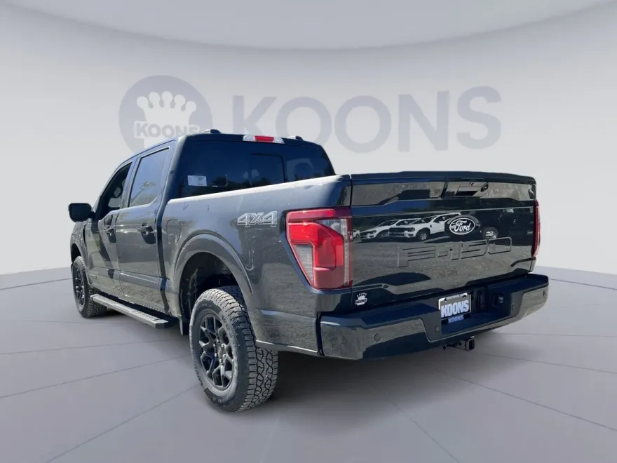 2025 Ford F-150 XLT photo 1