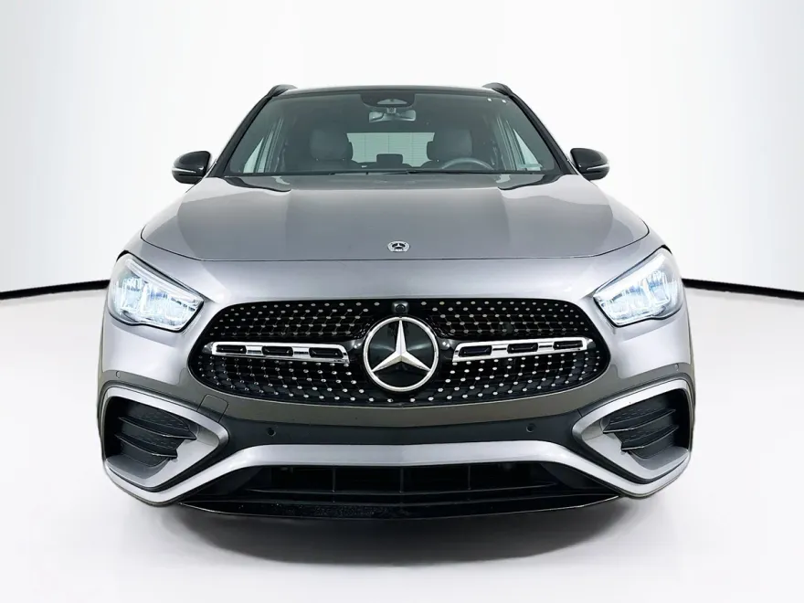 2024 Mercedes Benz GLA 250 4MATIC photo 1