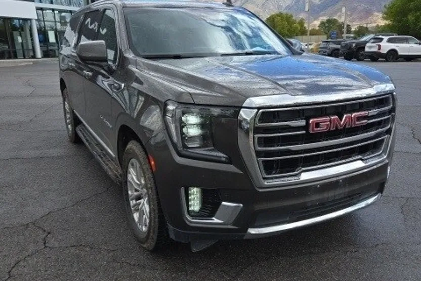 2021 Gmc Yukon XL SLT photo 1