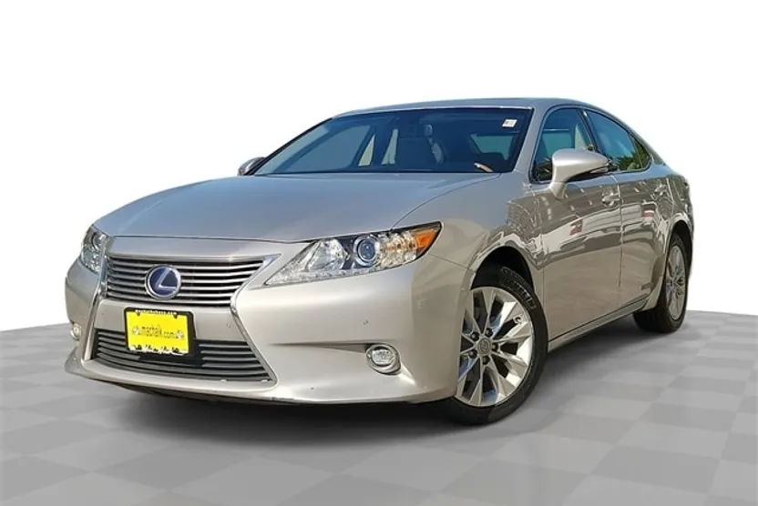 2014 Lexus ES 300h photo 1