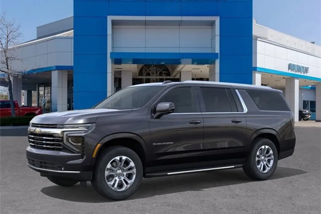 2026 Chevrolet Suburban LT photo 1