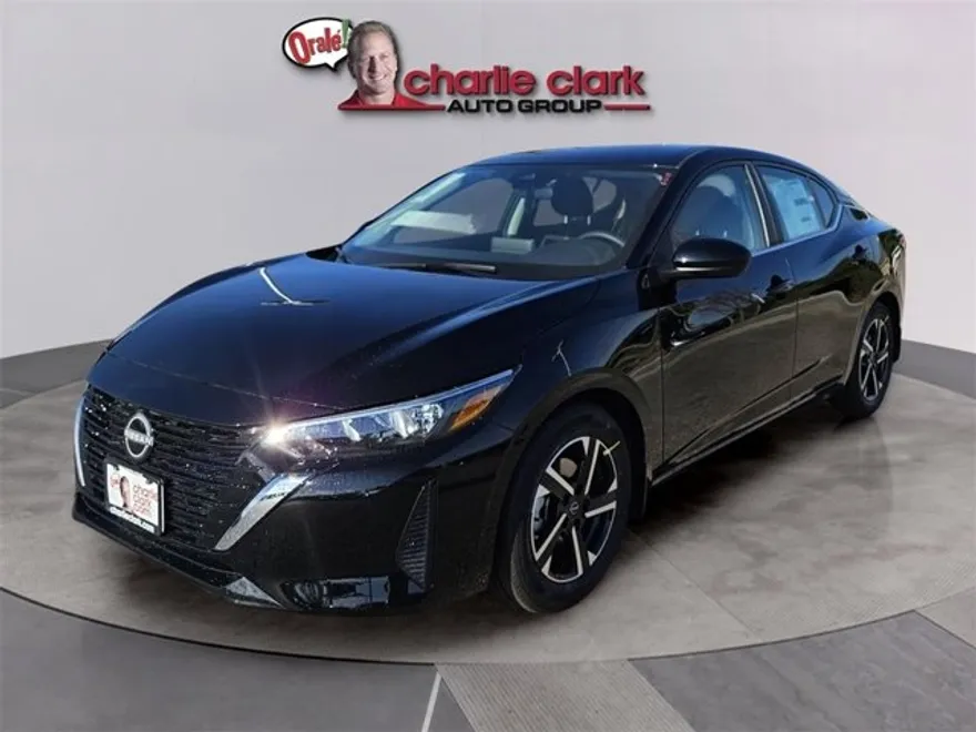 2025 Nissan Sentra SV photo 1