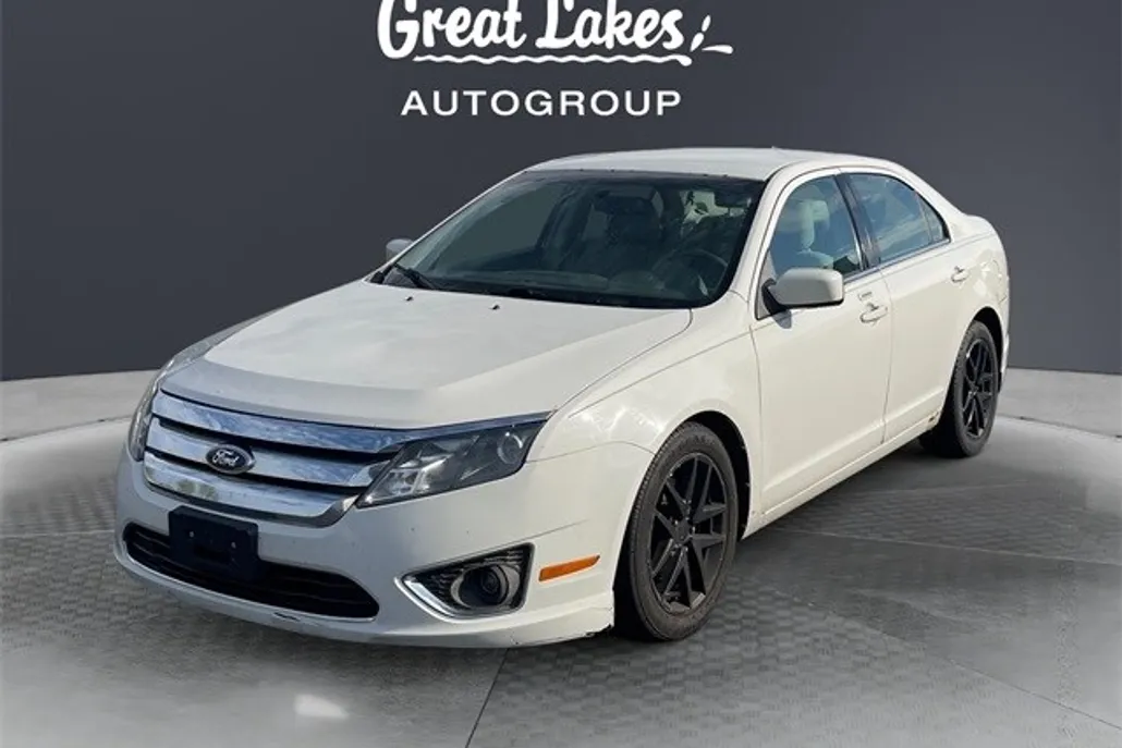 2012 Ford Fusion SEL photo 1