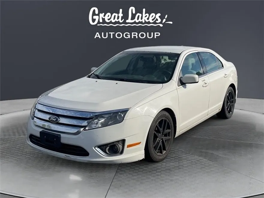 2012 Ford Fusion SEL photo 1