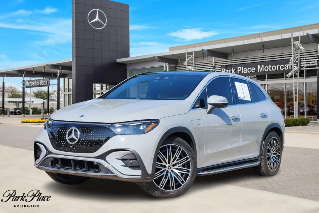 2023 Mercedes Benz 500 4MATIC photo 1