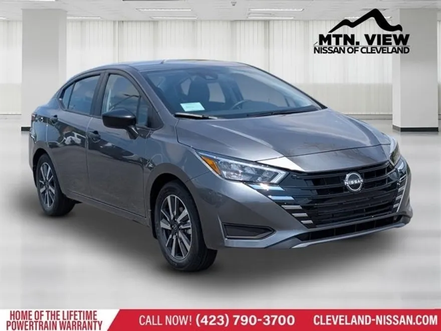 2025 Nissan Versa S photo 1