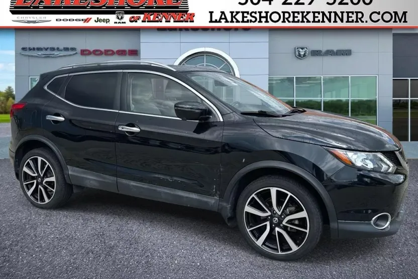 2017 Nissan Rogue Sport SL photo 1